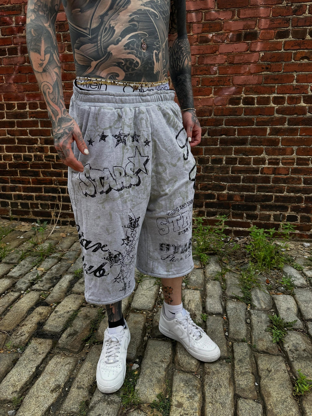 “Star Alter Ego” Reversible 3/4 Shorts